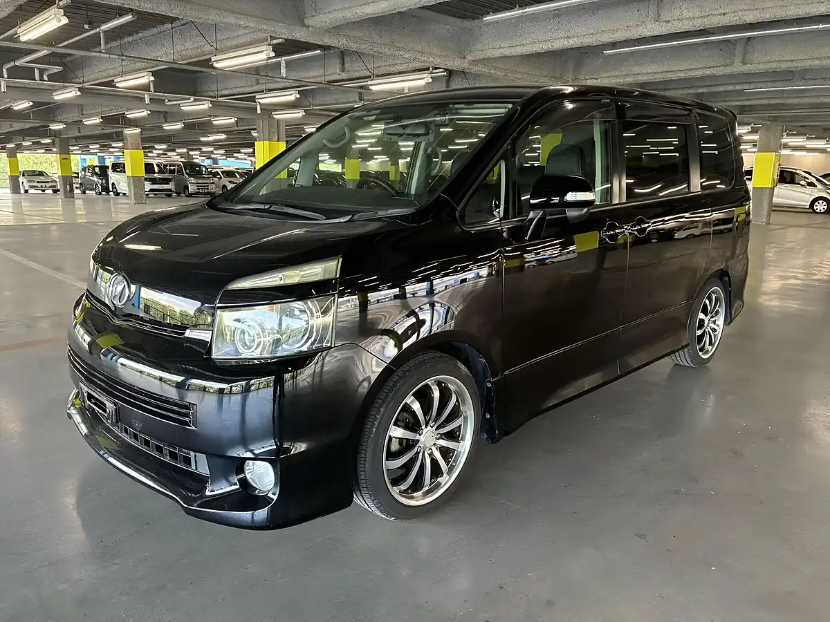 Used 2009 Toyota Voxy Z 5dr 8 Seats Black - Interior and Exterior details 8