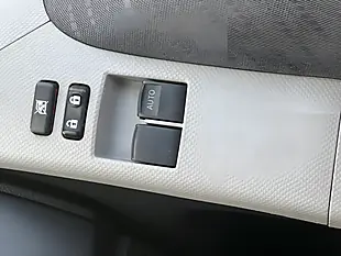 Used 2009 Toyota Yaris Tr Black - Interior and Exterior details 10
