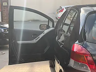 Used 2009 Toyota Yaris Tr Black - Interior and Exterior details 14