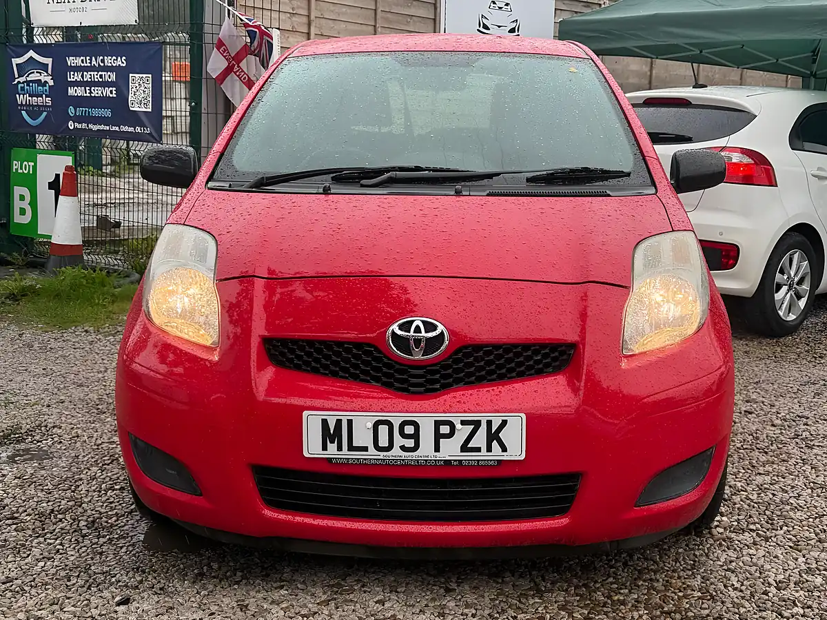 Used 2009 Toyota Yaris Tr Red - Interior and Exterior details 2