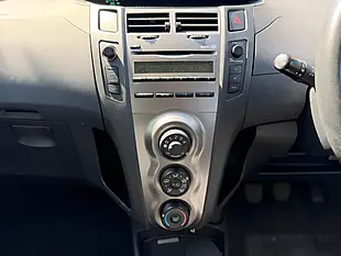 Used 2009 Toyota Yaris Tr Silver - Interior and Exterior details 16