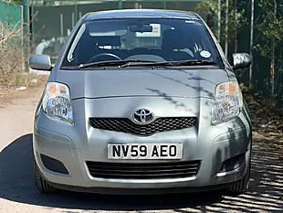 Used 2009 Toyota Yaris Tr Silver - Interior and Exterior details 7