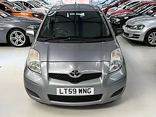 Used 2009 Toyota Yaris Tr Silver - Interior and Exterior details 2