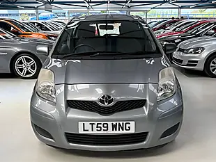 Used 2009 Toyota Yaris Tr Silver - Interior and Exterior details 8