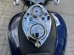 Used 2009 Triumph Bonneville America Blue - Interior and Exterior details 12