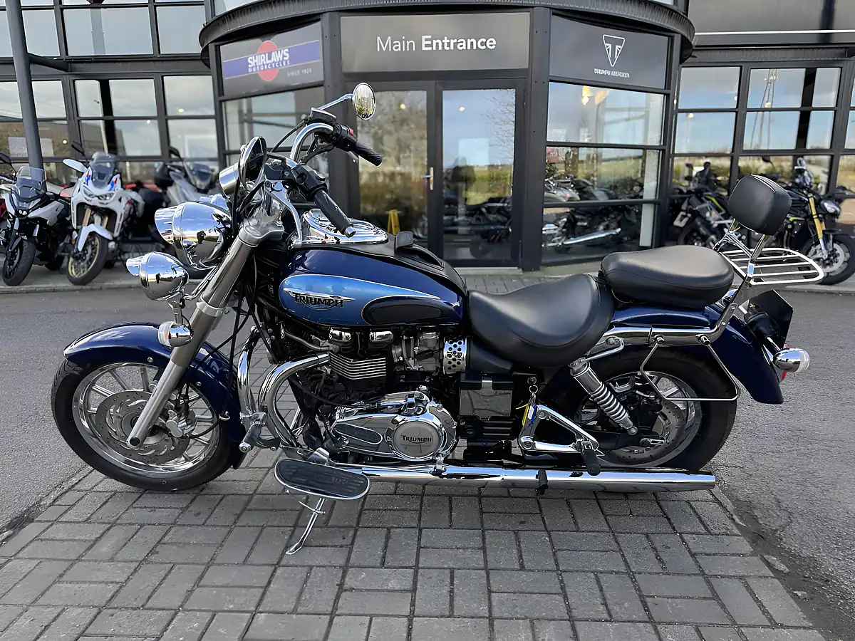 Used 2009 Triumph Bonneville America Blue - Interior and Exterior details 6