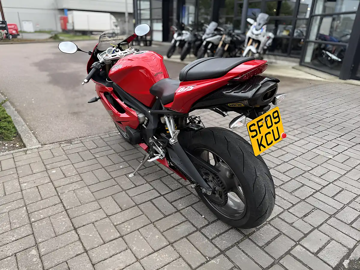 Used 2009 Triumph Daytona Red - Interior and Exterior details 7