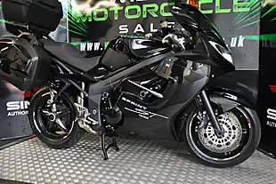 Used 2009 Triumph Sprint 1050 ST Black - Interior and Exterior details 15