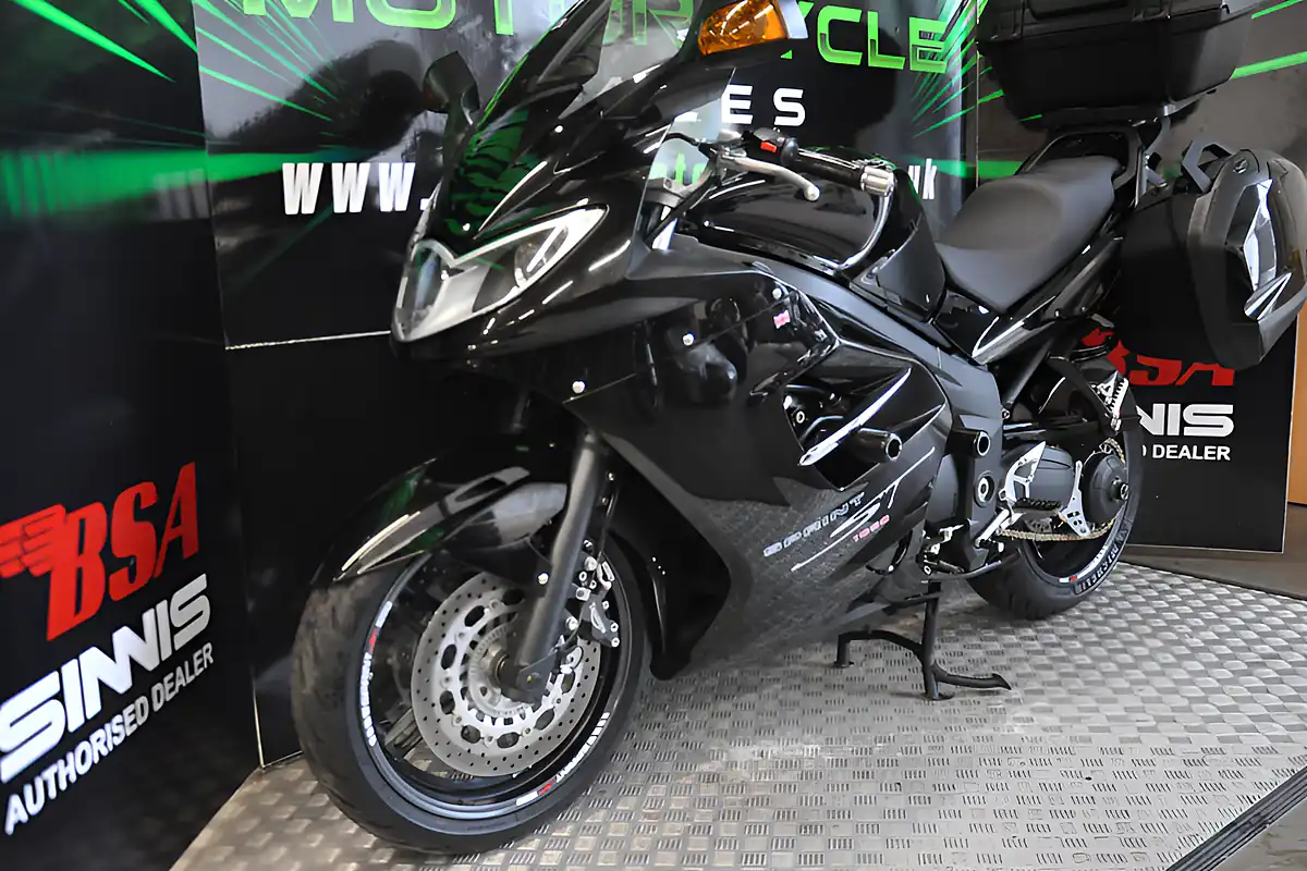 Used 2009 Triumph Sprint 1050 ST Black - Interior and Exterior details 2