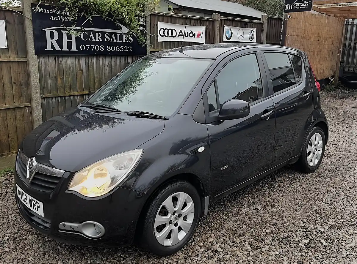 Used 2009 Vauxhall Agila Design Black - Front View