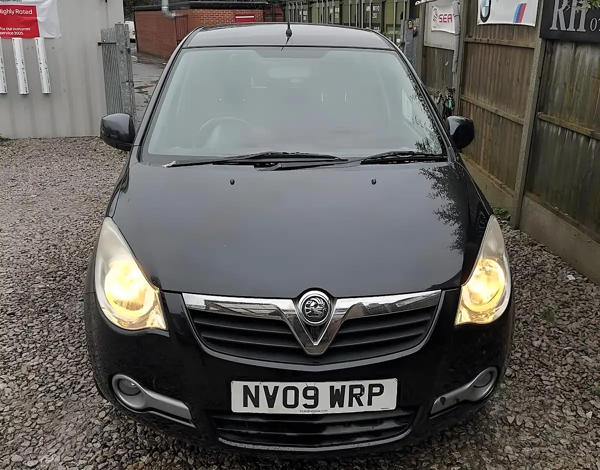 Used 2009 Vauxhall Agila Design Black - Interior and Exterior details 12