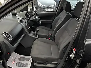 Used 2009 Vauxhall Agila Design Black - Interior and Exterior details 15