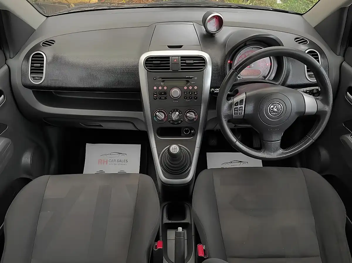 Used 2009 Vauxhall Agila Design Black - Interior and Exterior details 4