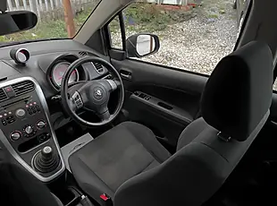 Used 2009 Vauxhall Agila Design Black - Interior and Exterior details 5