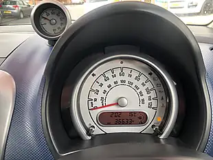 Used 2009 Vauxhall Agila Design Blue - Interior and Exterior details 11