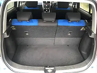 Used 2009 Vauxhall Agila Design Blue - Interior and Exterior details 16