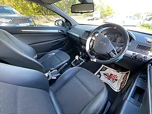 Used 2009 Vauxhall Astra Design Sport Black - Interior and Exterior details 10
