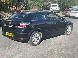 Used 2009 Vauxhall Astra Design Sport Black - Interior and Exterior details 4