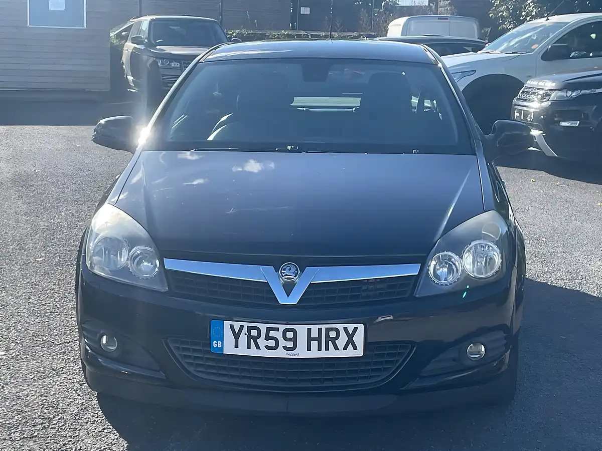 Used 2009 Vauxhall Astra Design Sport Black - Interior and Exterior details 7