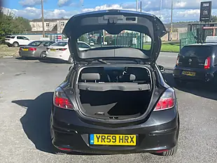 Used 2009 Vauxhall Astra Design Sport Black - Interior and Exterior details 9