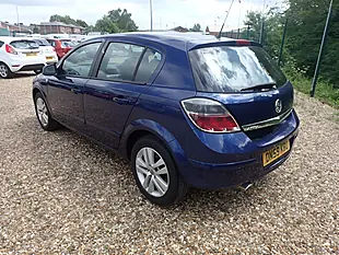 Used 2009 Vauxhall Astra Sxi Blue - Interior and Exterior details 18
