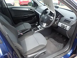 Used 2009 Vauxhall Astra Sxi Blue - Interior and Exterior details 5