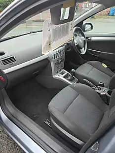 Used 2009 Vauxhall Astra Sxi Silver - Interior and Exterior details 11