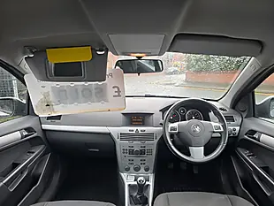 Used 2009 Vauxhall Astra Sxi Silver - Interior and Exterior details 13
