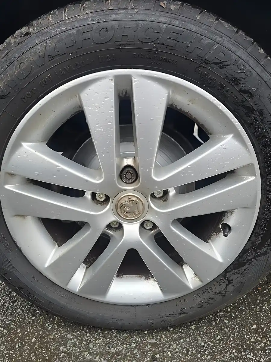 Used 2009 Vauxhall Astra Sxi Silver - Interior and Exterior details 20