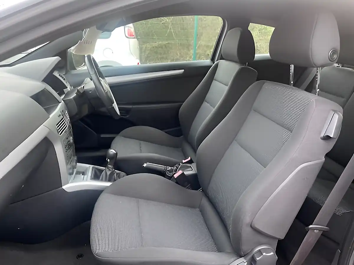 Used 2009 Vauxhall Astra Sxi Sport Black - Interior and Exterior details 13