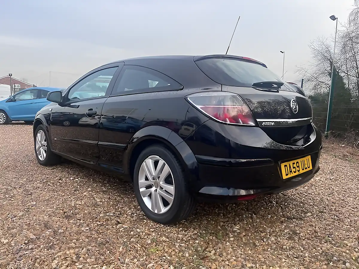 Used 2009 Vauxhall Astra Sxi Sport Black - Interior and Exterior details 18