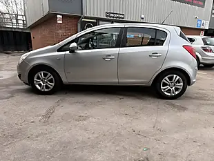 Used 2009 Vauxhall Corsa 5 Door Automatic Silver - Interior and Exterior details 5