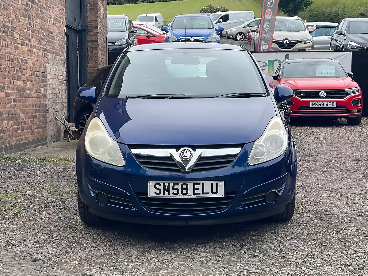 Used 2009 Vauxhall Corsa Breeze Blue - Interior and Exterior details 2