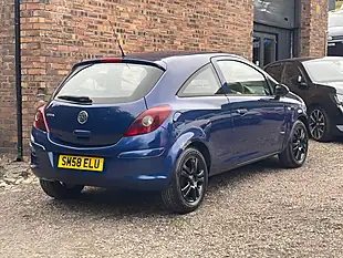Used 2009 Vauxhall Corsa Breeze Blue - Interior and Exterior details 6