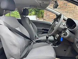 Used 2009 Vauxhall Corsa Breeze Blue - Interior and Exterior details 8