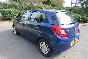 Used 2009 Vauxhall Corsa Life Blue - Interior and Exterior details 5