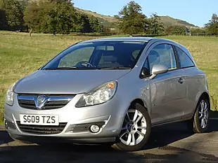 Used 2009 Vauxhall Corsa Sxi Silver - Interior and Exterior details 2