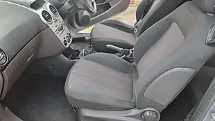 Used 2009 Vauxhall Corsa Sxi Silver - Interior and Exterior details 6