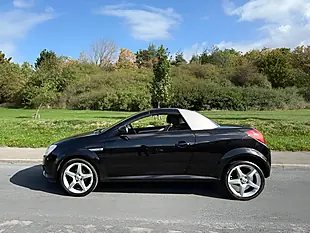 Used 2009 Vauxhall Tigra Exclusiv Black - Interior and Exterior details 10