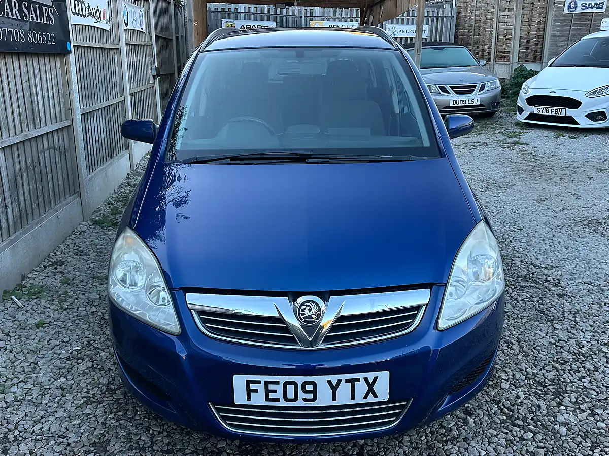 Used 2009 Vauxhall Zafira Exclusiv Blue - Interior and Exterior details 10