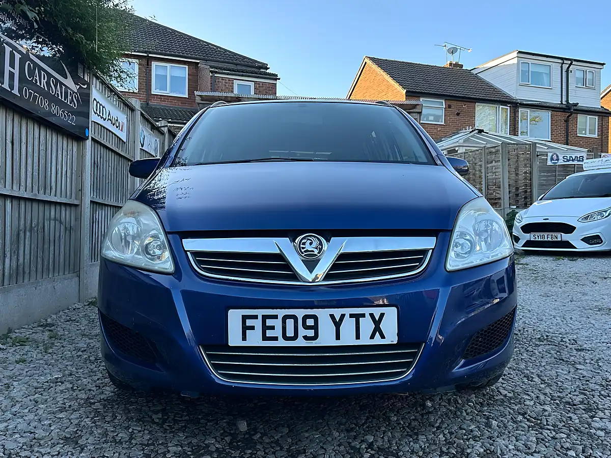 Used 2009 Vauxhall Zafira Exclusiv Blue - Interior and Exterior details 11