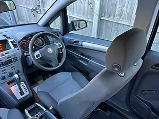 Used 2009 Vauxhall Zafira Exclusiv Blue - Interior and Exterior details 5
