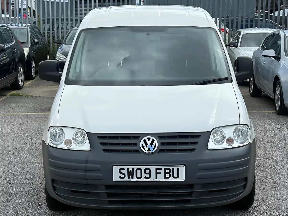 Used 2009 Volkswagen Caddy C20 White - Interior and Exterior details 4