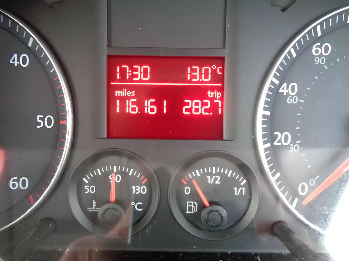 Used 2009 Volkswagen Caddy Maxi Life Maxi Life Blue - Interior and Exterior details 12
