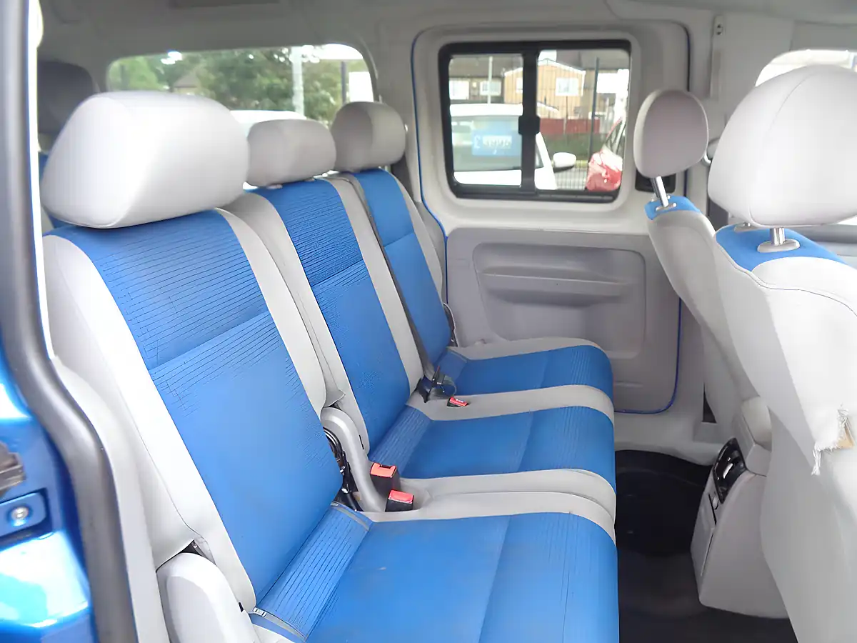 Used 2009 Volkswagen Caddy Maxi Life Maxi Life Blue - Interior and Exterior details 9