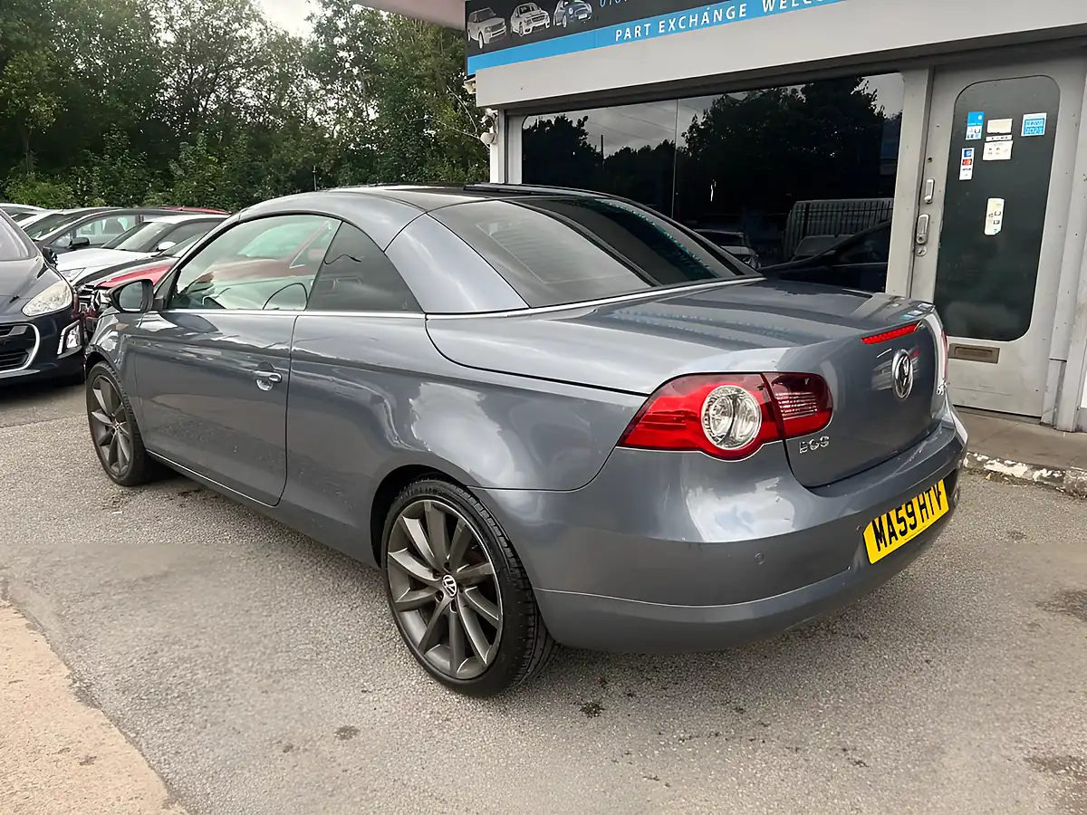 Used 2009 Volkswagen Eos Sport Grey - Interior and Exterior details 4