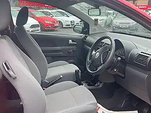 Used 2009 Volkswagen Fox Euro 4 Red - Interior and Exterior details 10