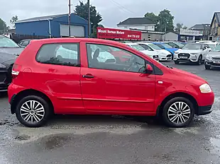 Used 2009 Volkswagen Fox Euro 4 Red - Interior and Exterior details 8