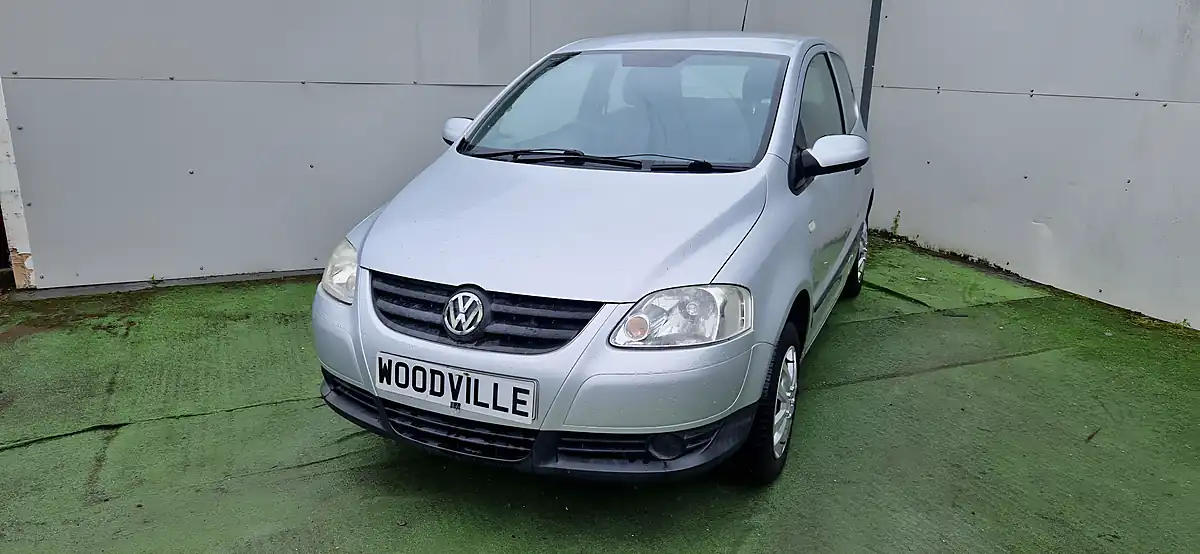Used 2009 Volkswagen Fox Urban Fox Silver - Front View