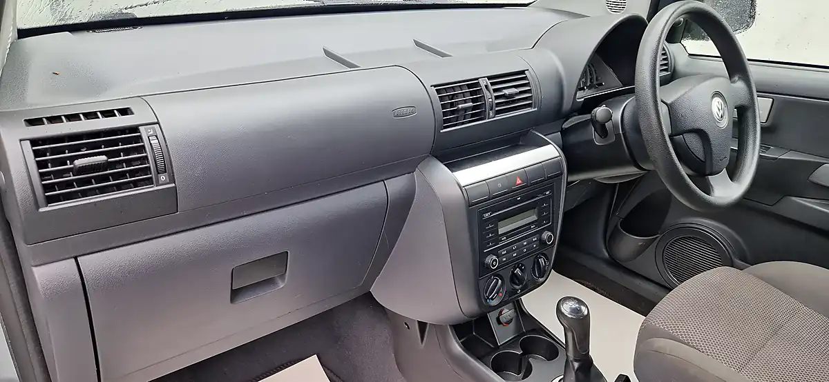 Used 2009 Volkswagen Fox Urban Fox Silver - Interior and Exterior details 12